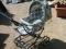 starejši otroški voziček, stolček za hranjenje