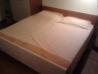 dvojna zakonska postelja, 2 ločena jogija, 180 cm