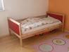 Otroška postelja z omarico