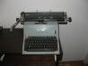 Pisalni stroj Olivetti 82
