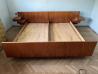 Retro postelja z nočno omarico za dve vzmetnici 190x90cm