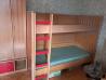 pograd in dve omari za otroško sobo