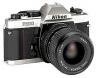 Analogen zrcalno-refleksni fotoaparat (Nikon)
