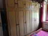 velika omara (cca 3 m), francoska postelja, 2x nočna omara, komoda