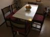 Retro miza in stoli, dobro ohranjeni