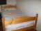 2x enoposteljna postelja z jogijem + nočna omarica