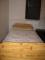 2x enoposteljna postelja z jogijem + nočna omarica